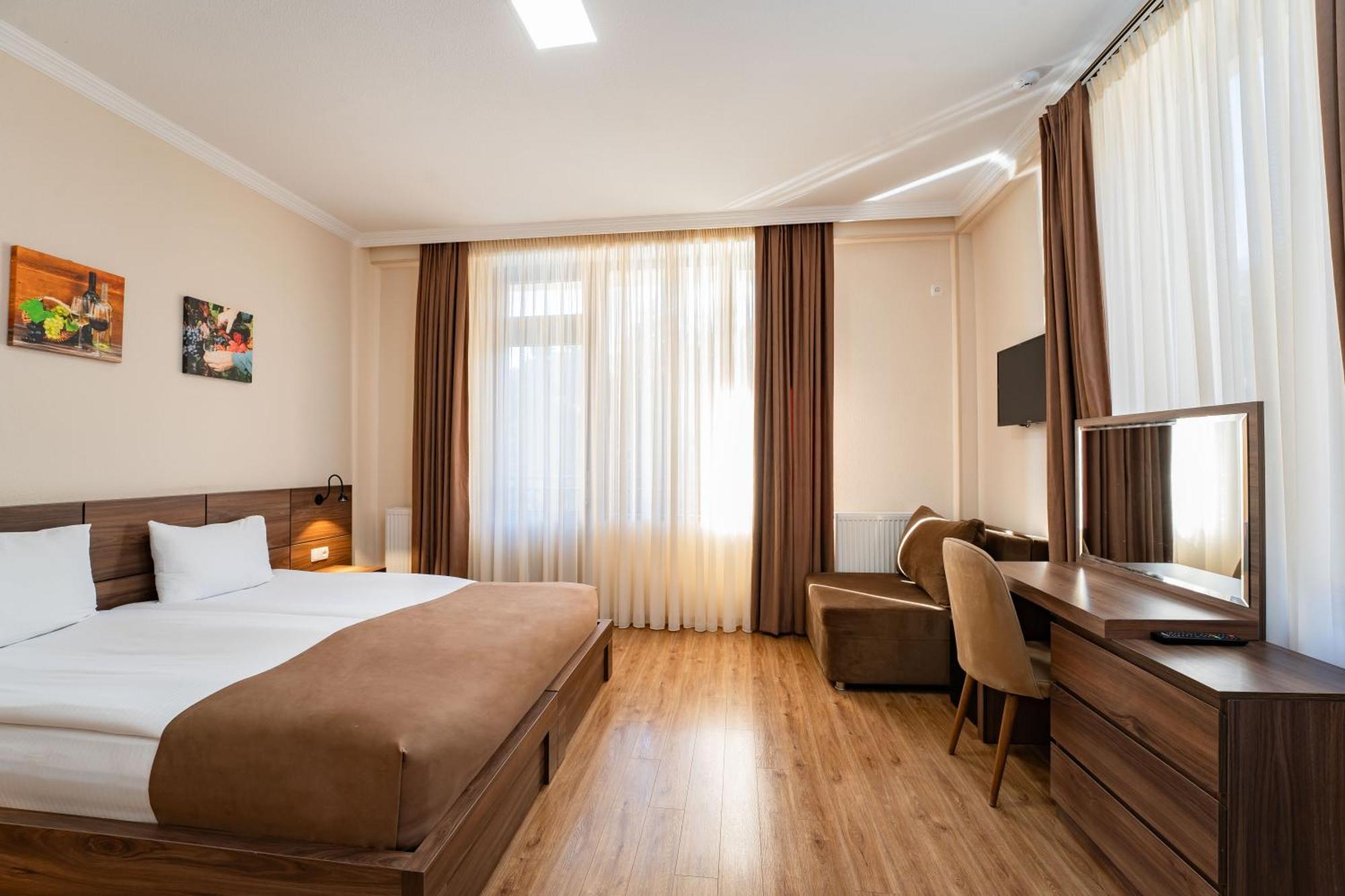 Zuzumbo Resort & Spa Telavi Ngoại thất bức ảnh